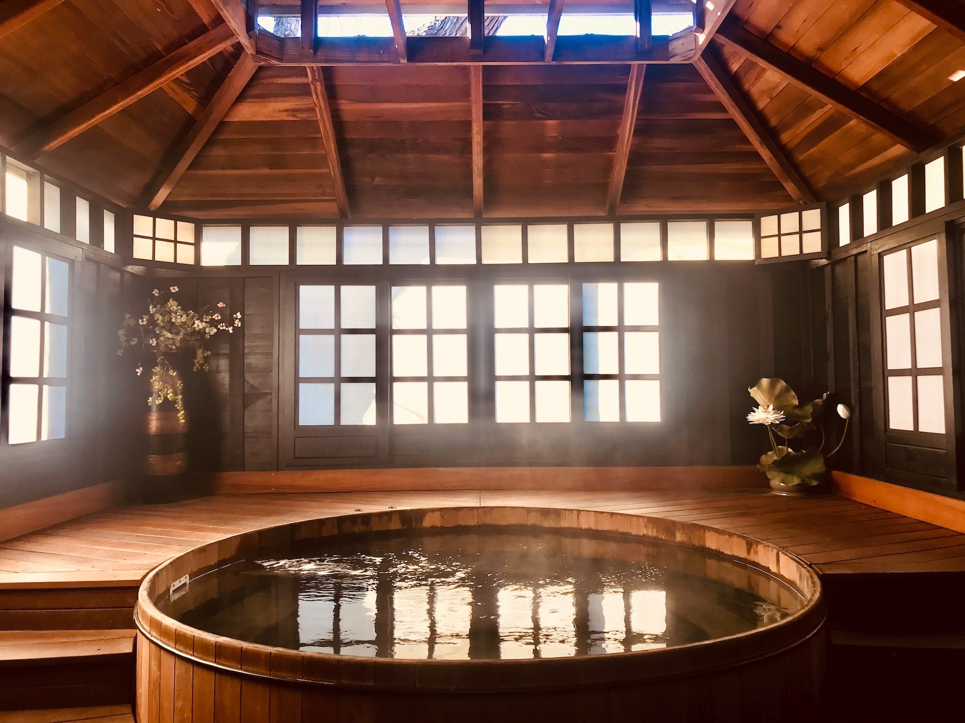 Enhance Your Spa Experience with Energy-Efficient Hot Tub Tips - TUBTEK