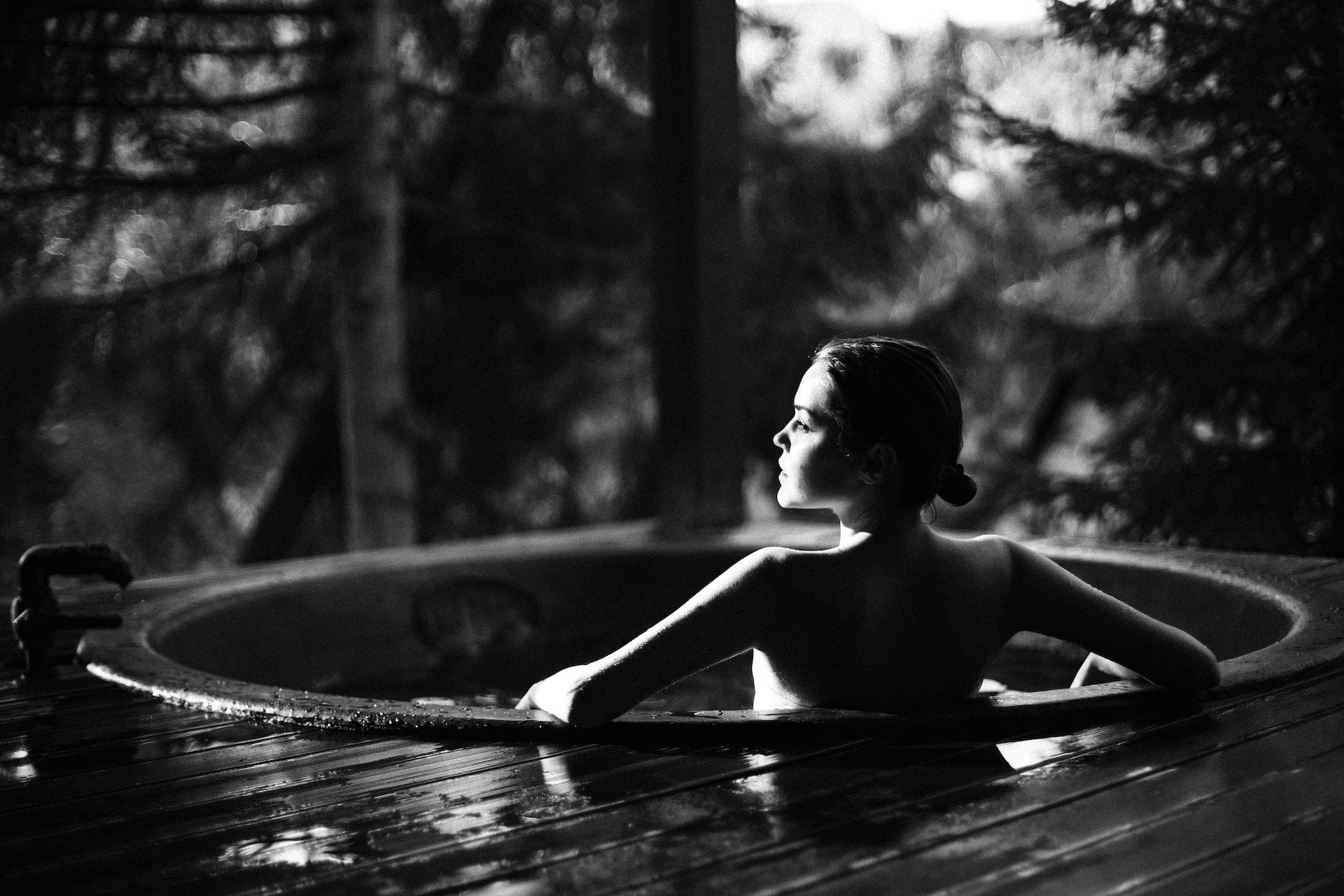 The Science Behind Your Hot Tub: Understanding Spa Water Chemistry - TUBTEK